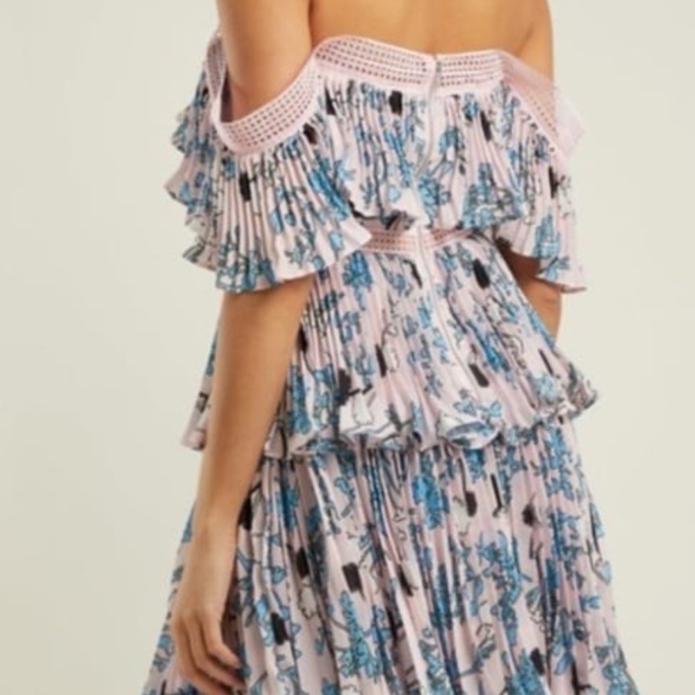 Self-Portrait Pink and White Dress - Picture 7 of 12